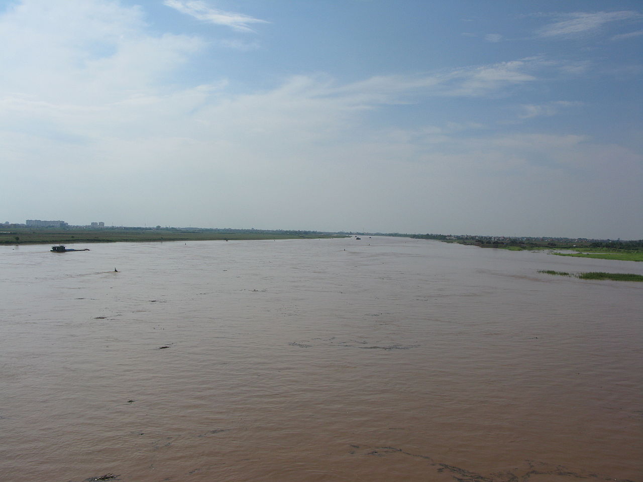 Duong River from Phu Dong Bridge.JPG